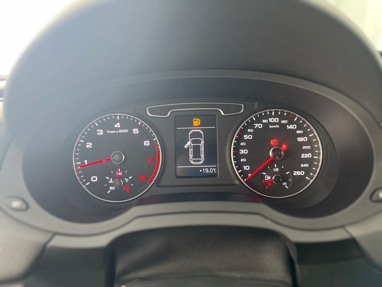 Audi Q3 1.4 TFSI ULTRA  - Foto 2