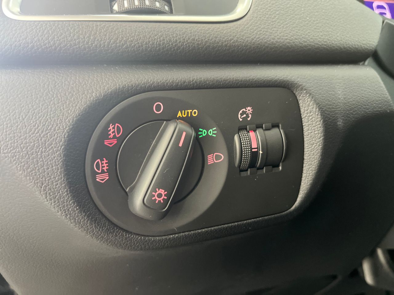 Audi Q3 1.4 TFSI ULTRA  - Foto 2