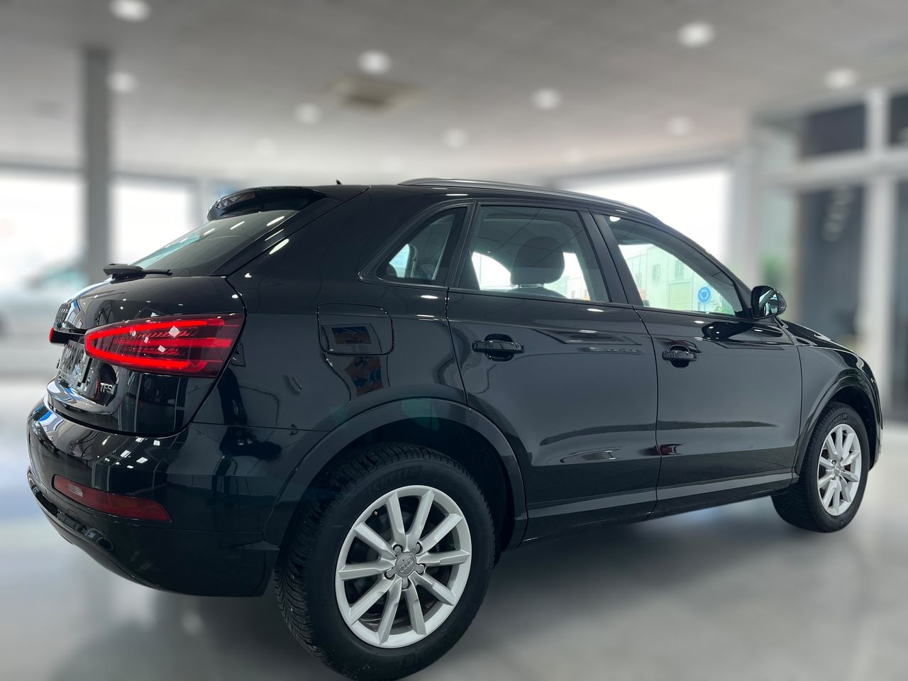 Audi Q3 1.4 TFSI ULTRA  - Foto 2