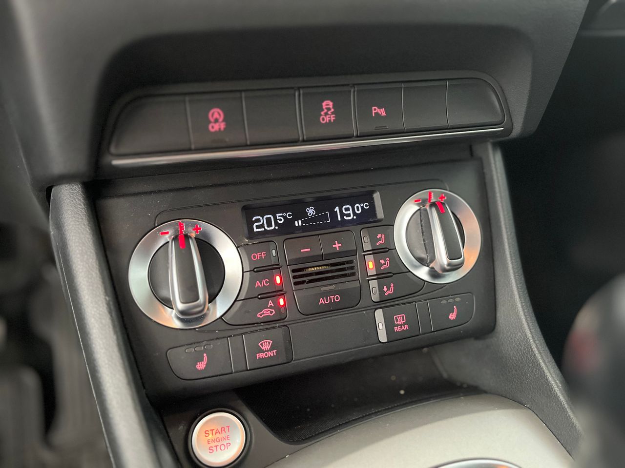 Audi Q3 1.4 TFSI ULTRA  - Foto 2