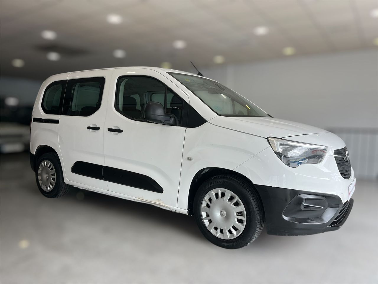 Opel Combo Life 1.5TD S/S Expression L 100  - Foto 2