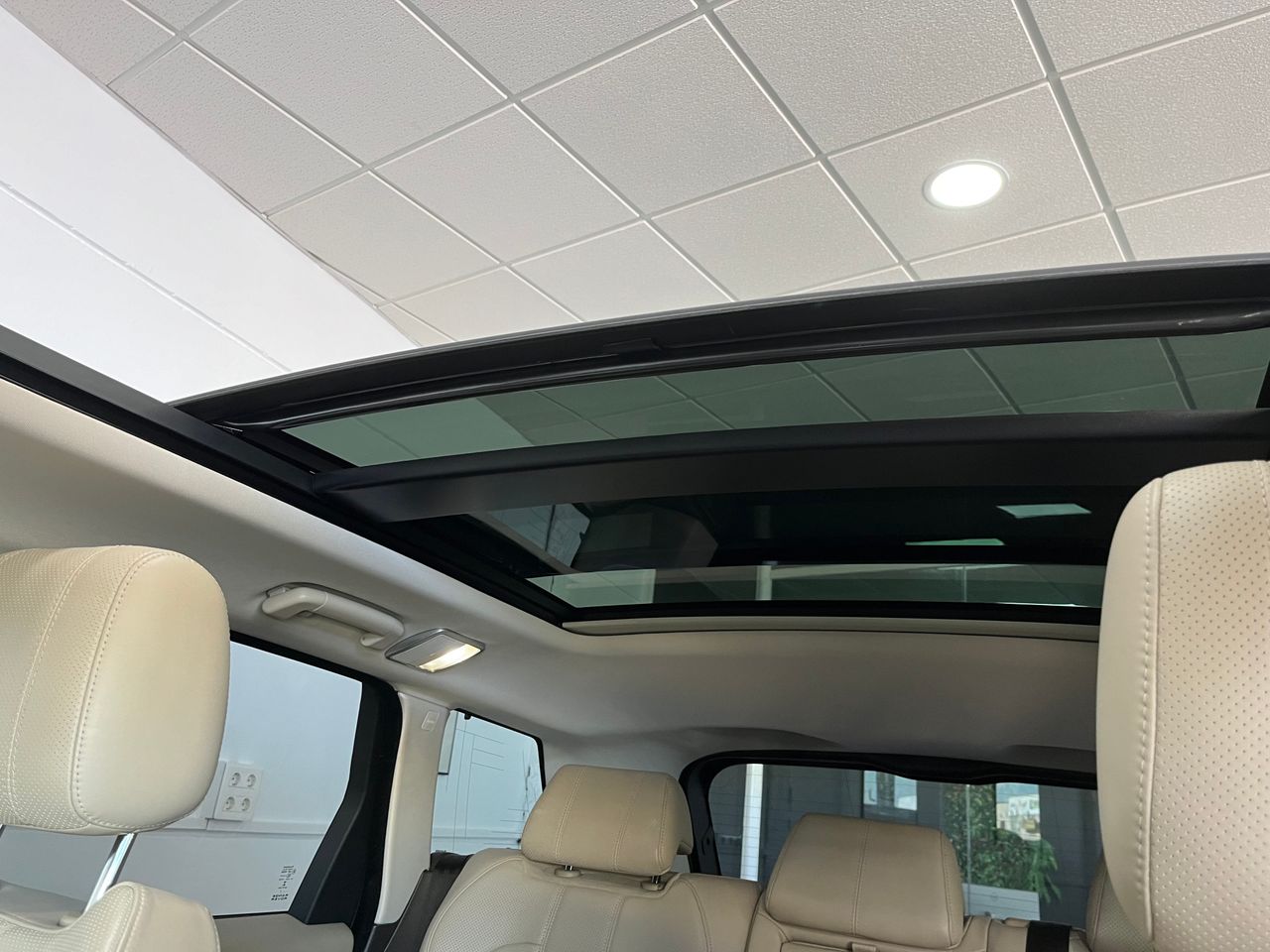 Land-Rover Range Rover Sport 3.0 SDV6 HSE  - Foto 2