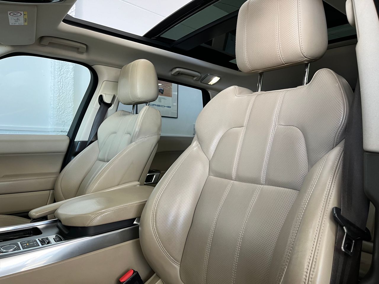 Land-Rover Range Rover Sport 3.0 SDV6 HSE  - Foto 2