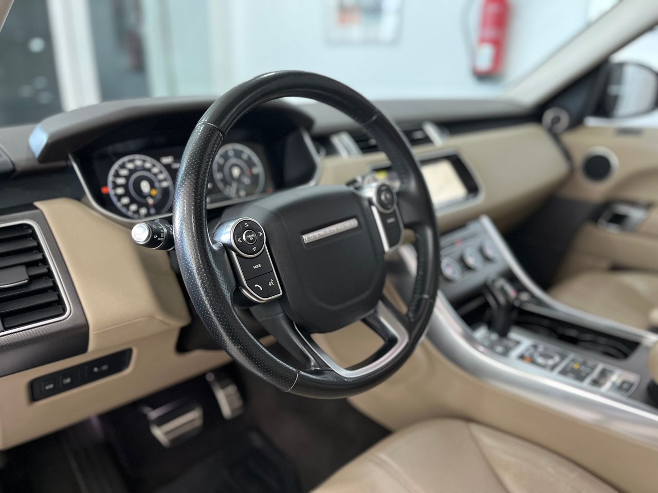 Land-Rover Range Rover Sport 3.0 SDV6 HSE  - Foto 2