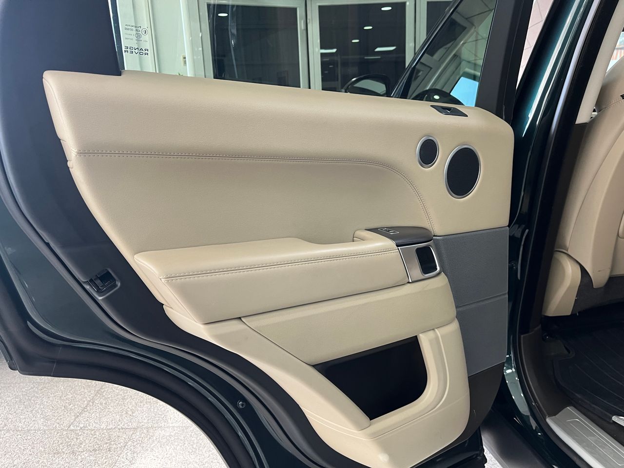 Land-Rover Range Rover Sport 3.0 SDV6 HSE  - Foto 2