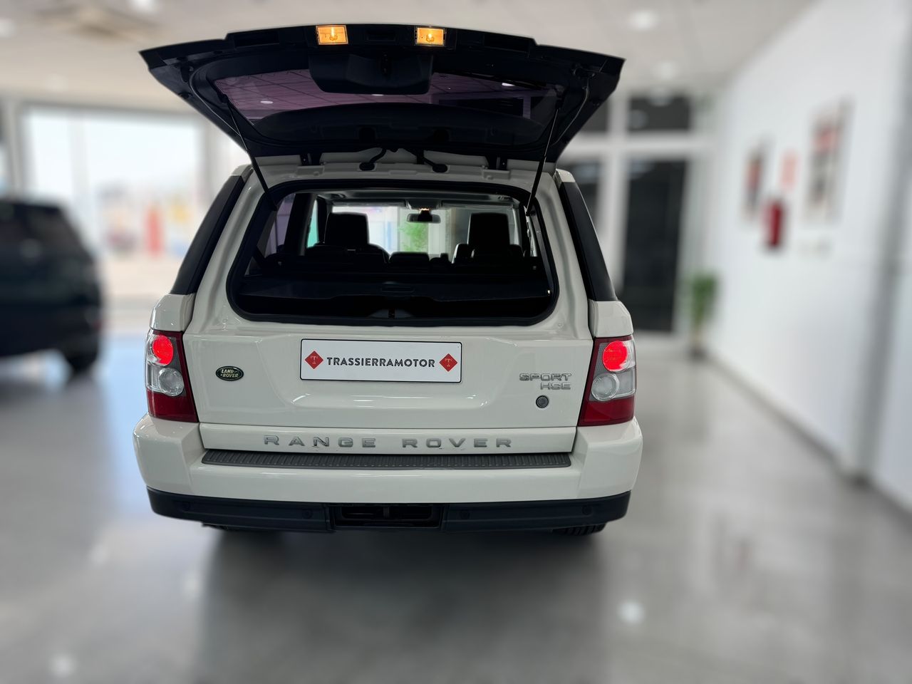 Land-Rover Range Rover Sport 2.7 TDV6 190CV HSE  - Foto 2