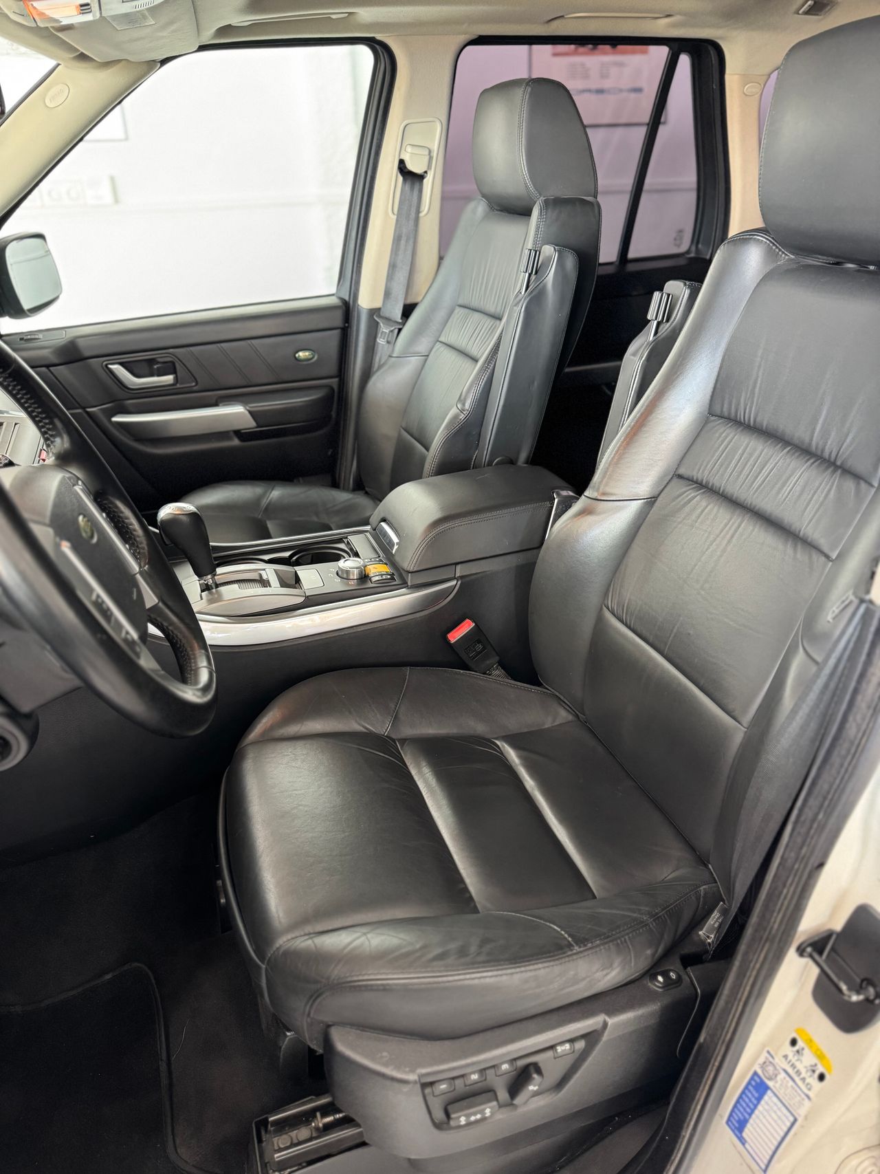 Land-Rover Range Rover Sport 2.7 TDV6 190CV HSE  - Foto 2