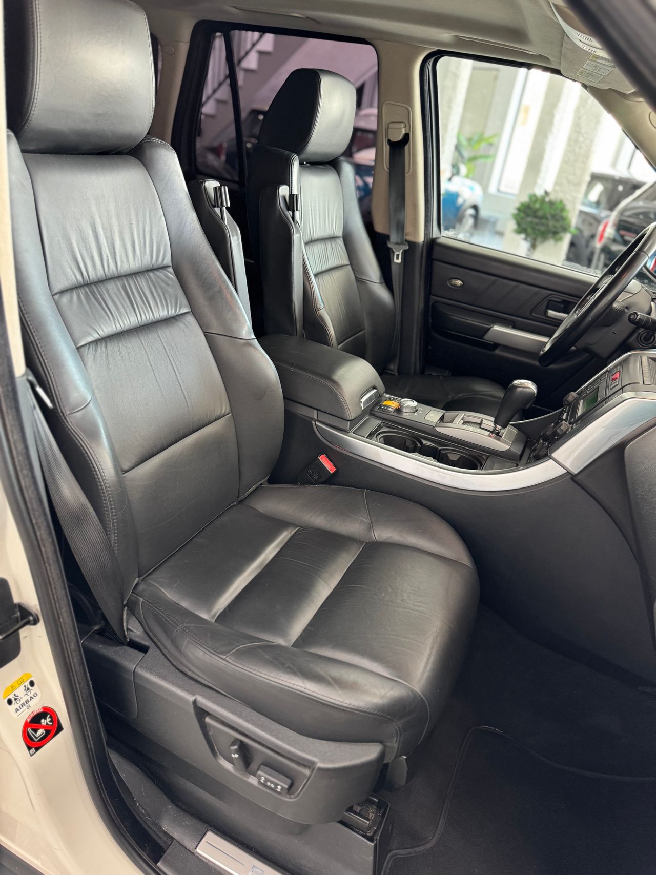 Land-Rover Range Rover Sport 2.7 TDV6 190CV HSE  - Foto 2