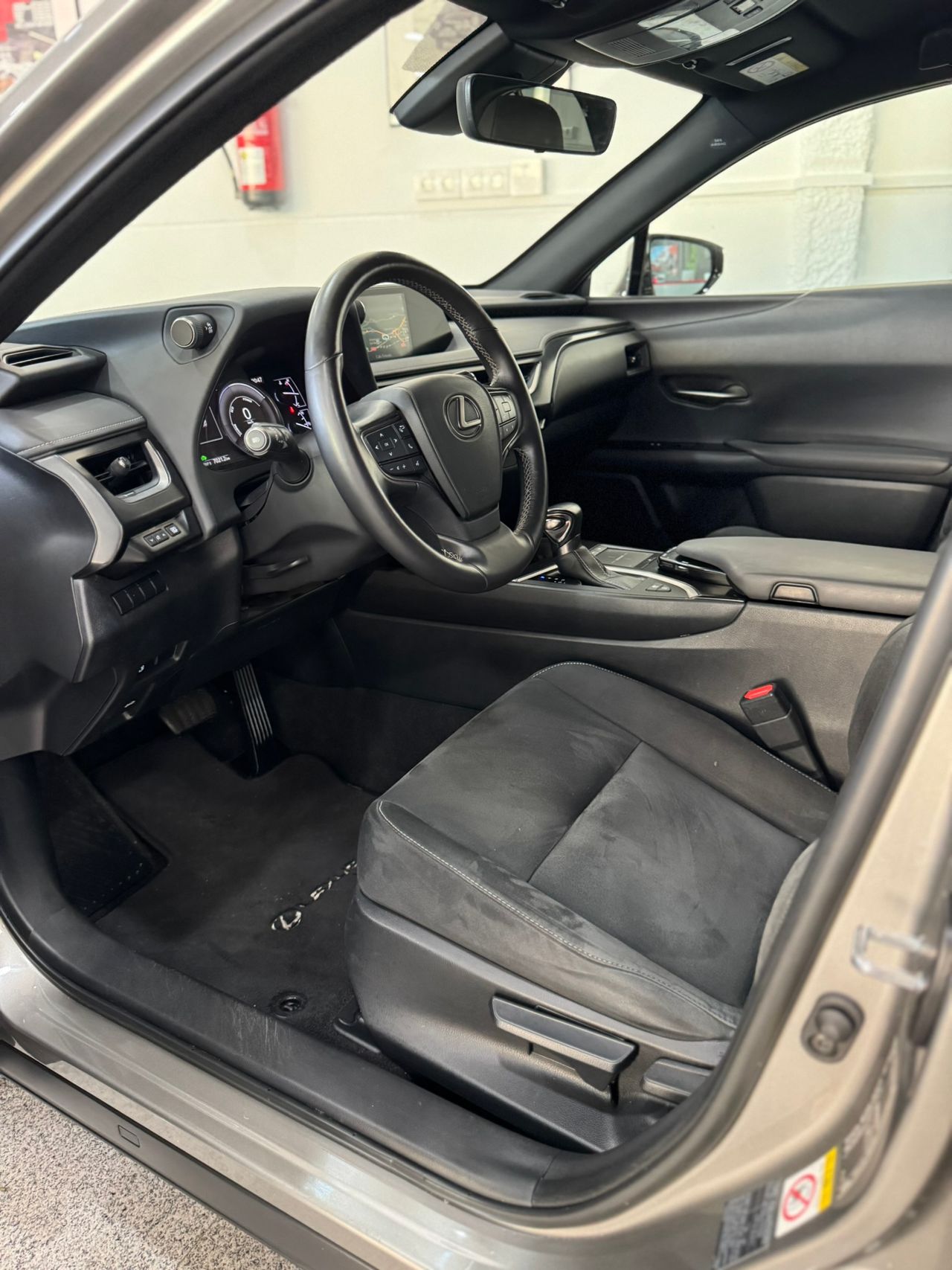 Lexus UX 250h Hybrid Premium  - Foto 2