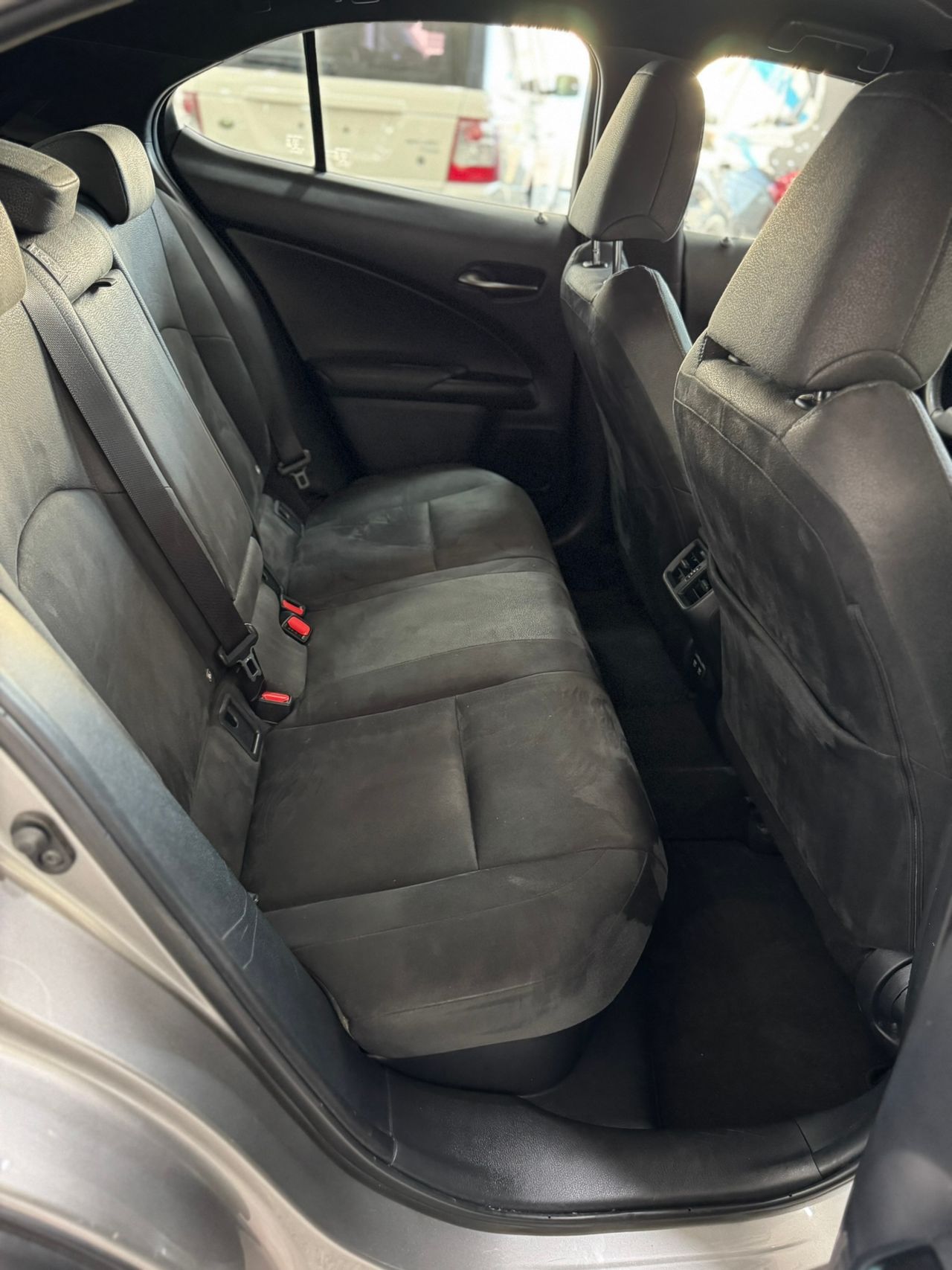 Lexus UX 250h Hybrid Premium  - Foto 2