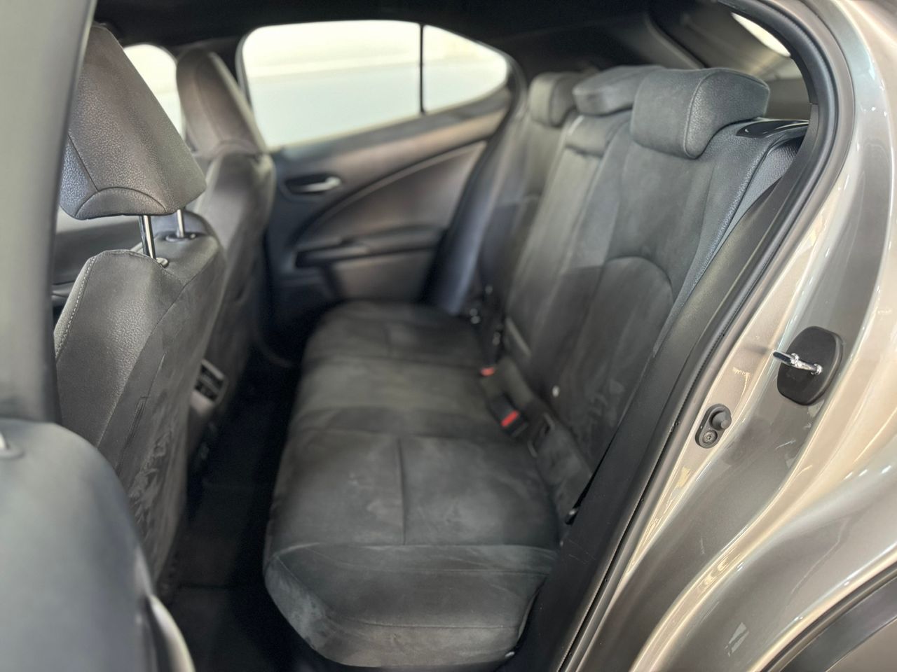 Lexus UX 250h Hybrid Premium  - Foto 2