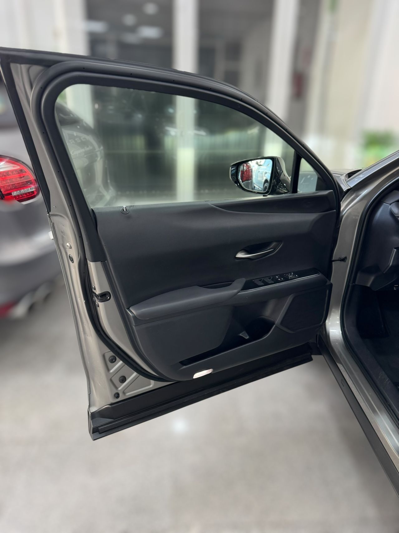 Lexus UX 250h Hybrid Premium  - Foto 2