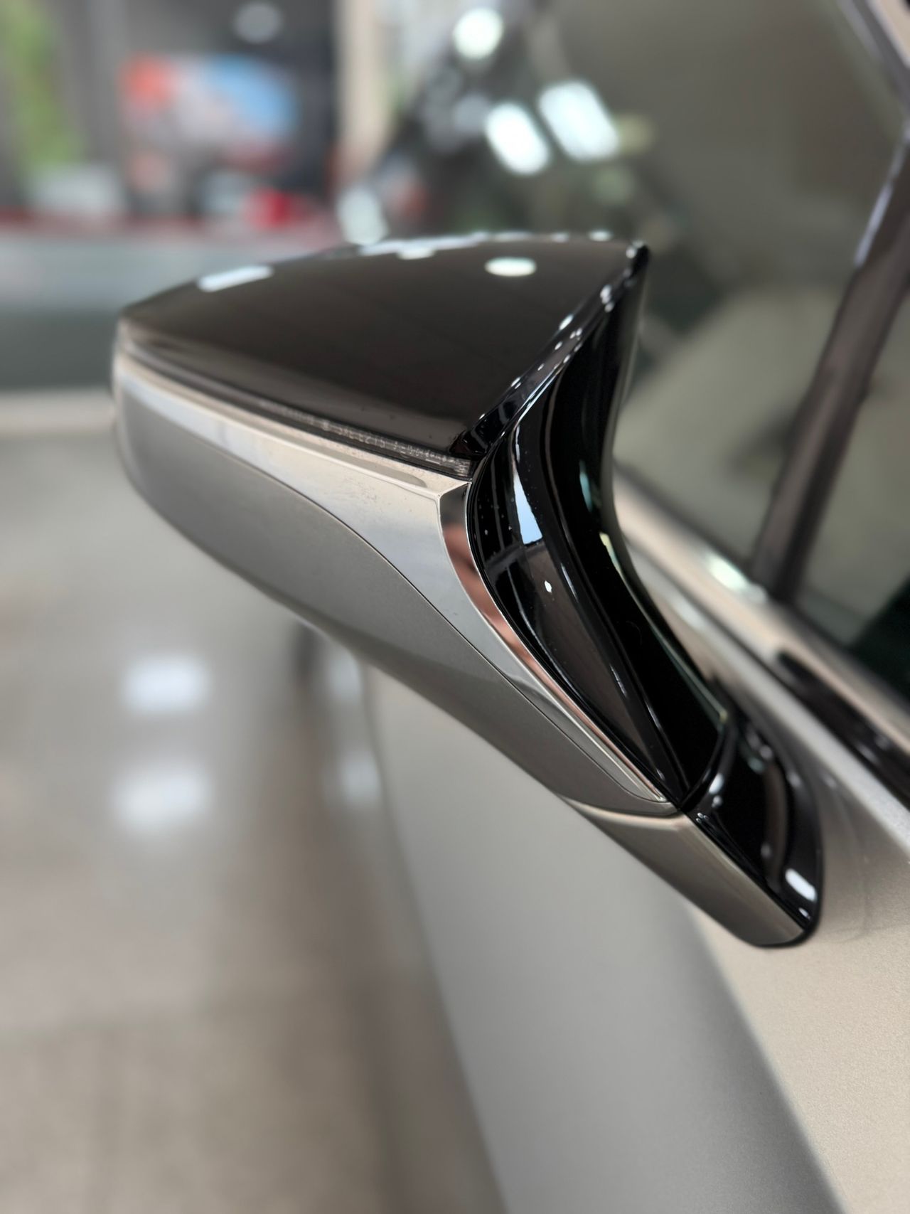 Lexus UX 250h Hybrid Premium  - Foto 2