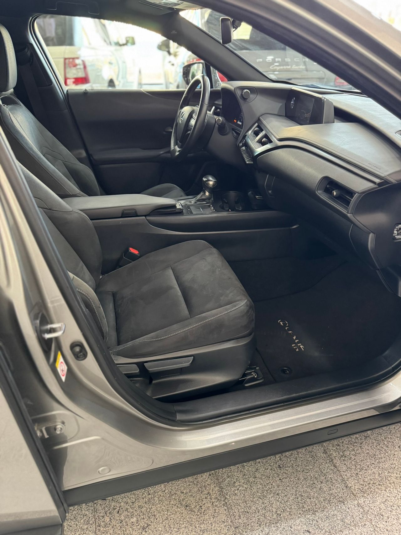 Lexus UX 250h Hybrid Premium  - Foto 2