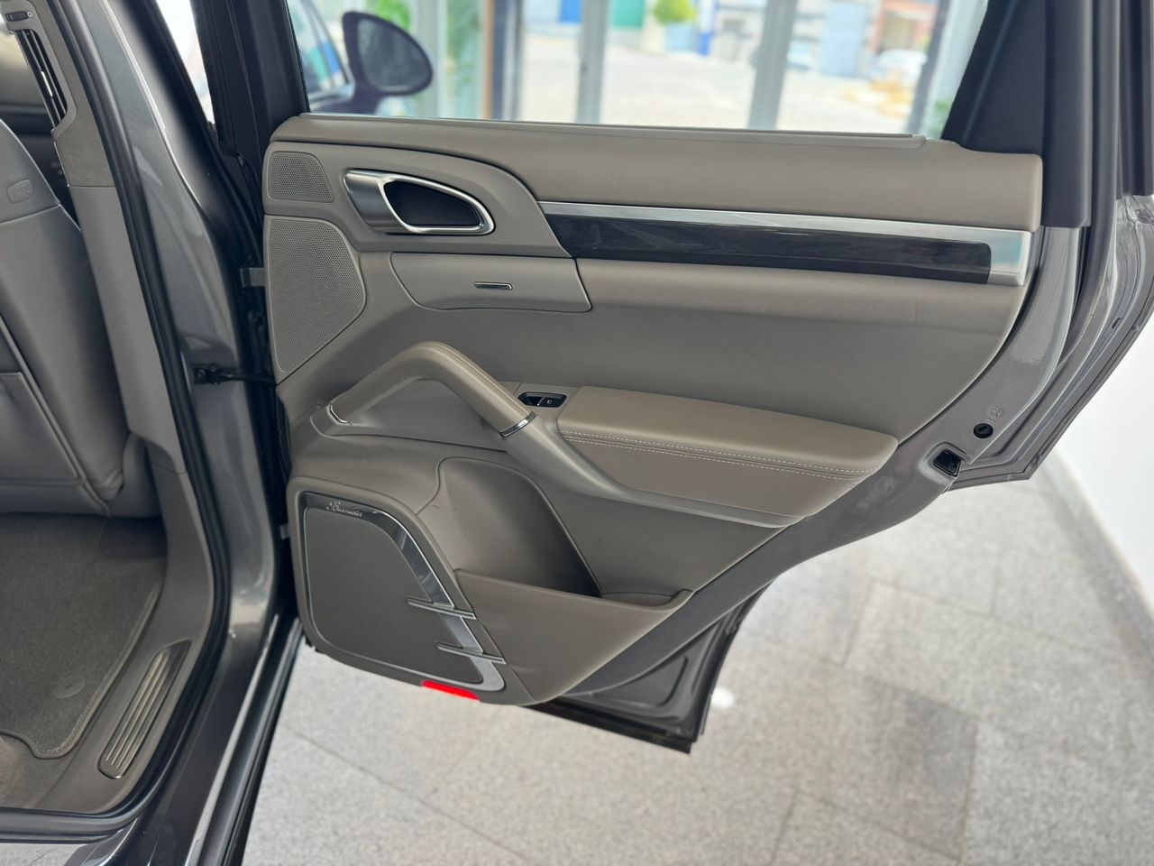 Porsche Cayenne Turbo 500cv  - Foto 2