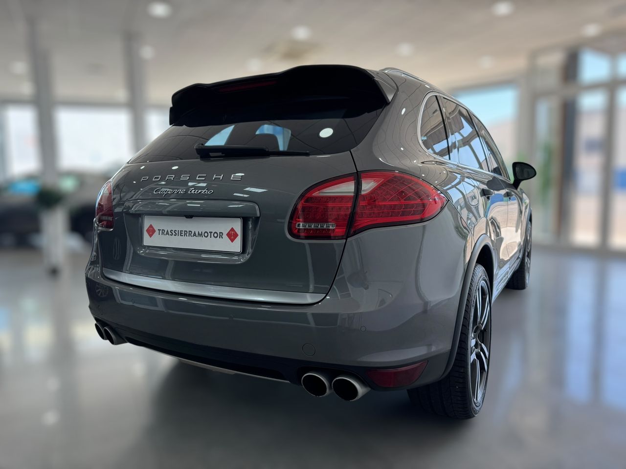 Porsche Cayenne Turbo 500cv  - Foto 2
