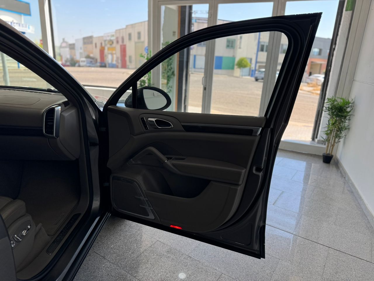 Porsche Cayenne Turbo 500cv  - Foto 2