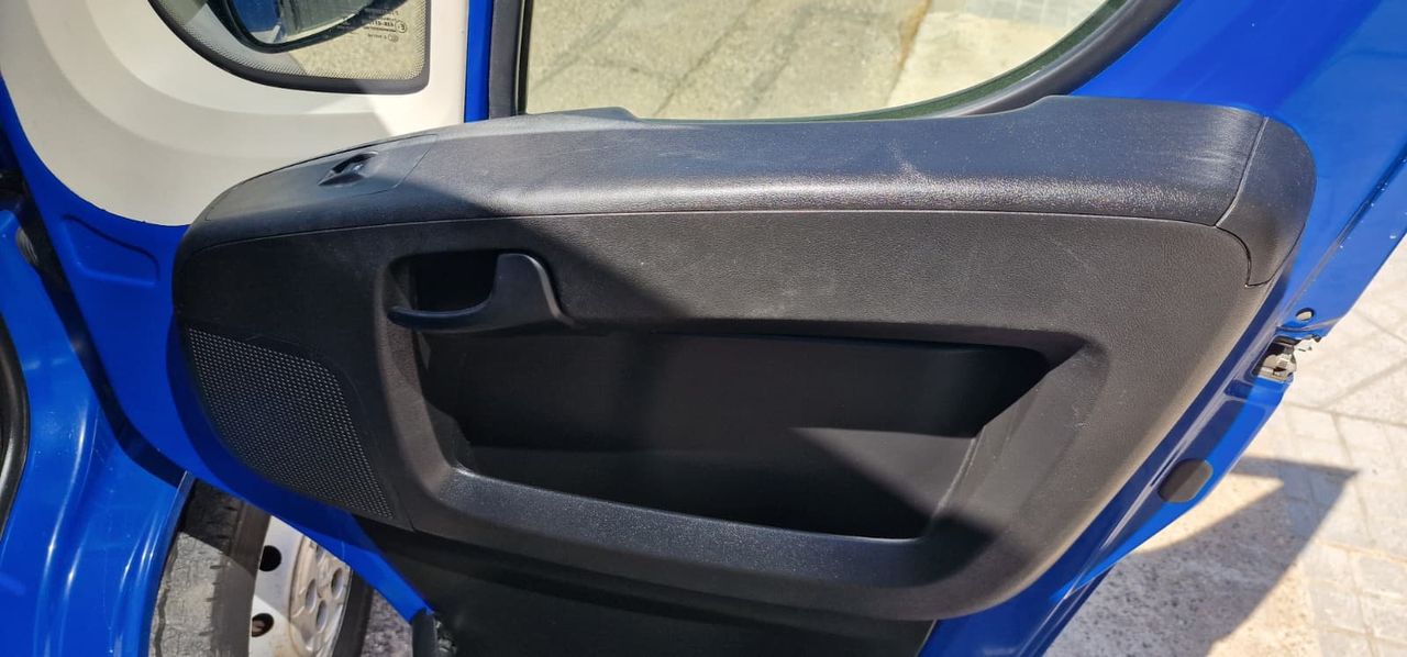 Peugeot Boxer 2.2 HDI 140CV CARROZADO 20m Cubicos  - Foto 2