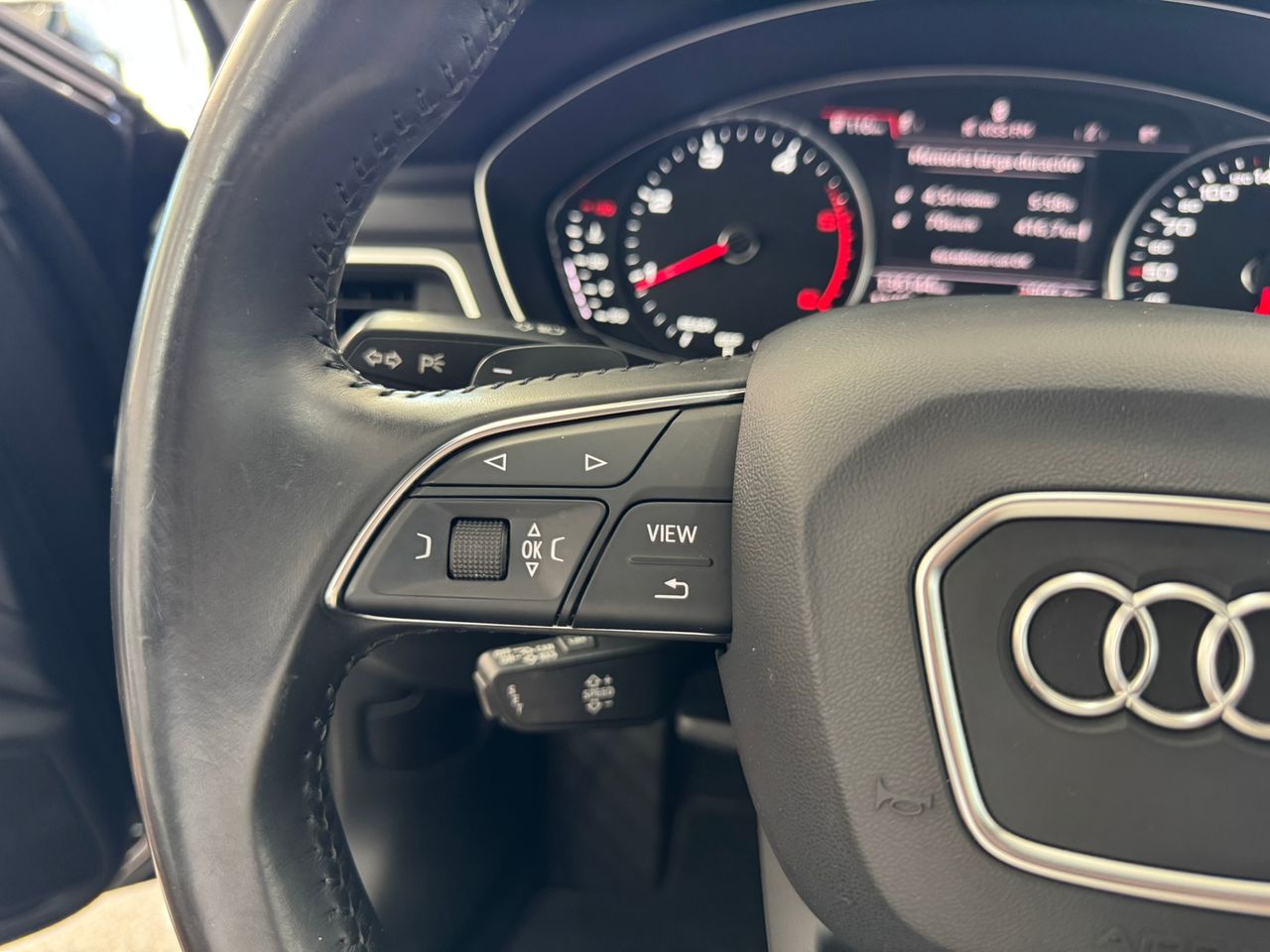 Audi A4 AVANT 2.0 TDI SPORT S-TRONIC  - Foto 2