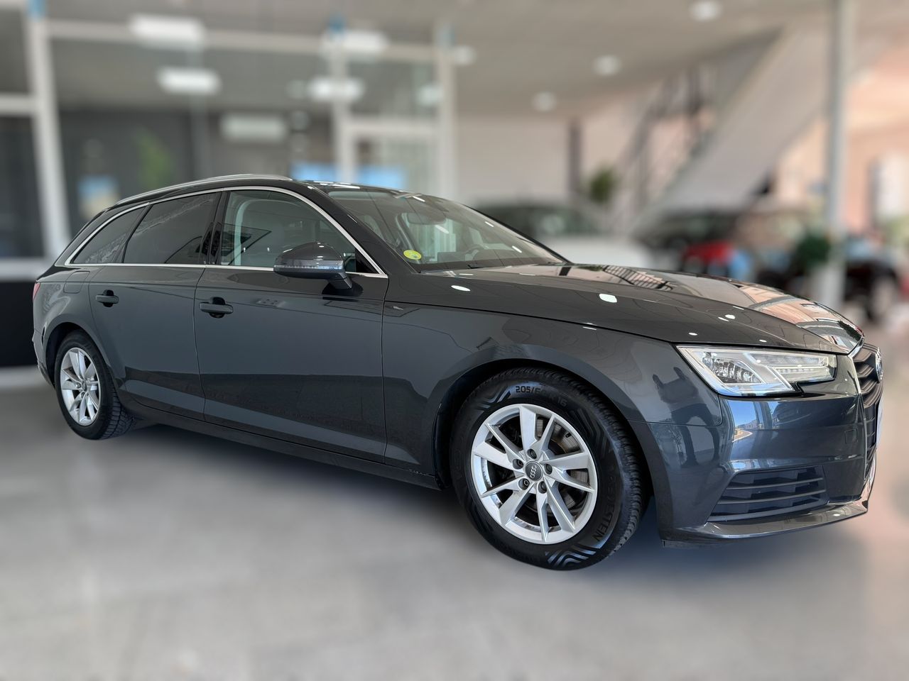 Audi A4 AVANT 2.0 TDI SPORT S-TRONIC  - Foto 2