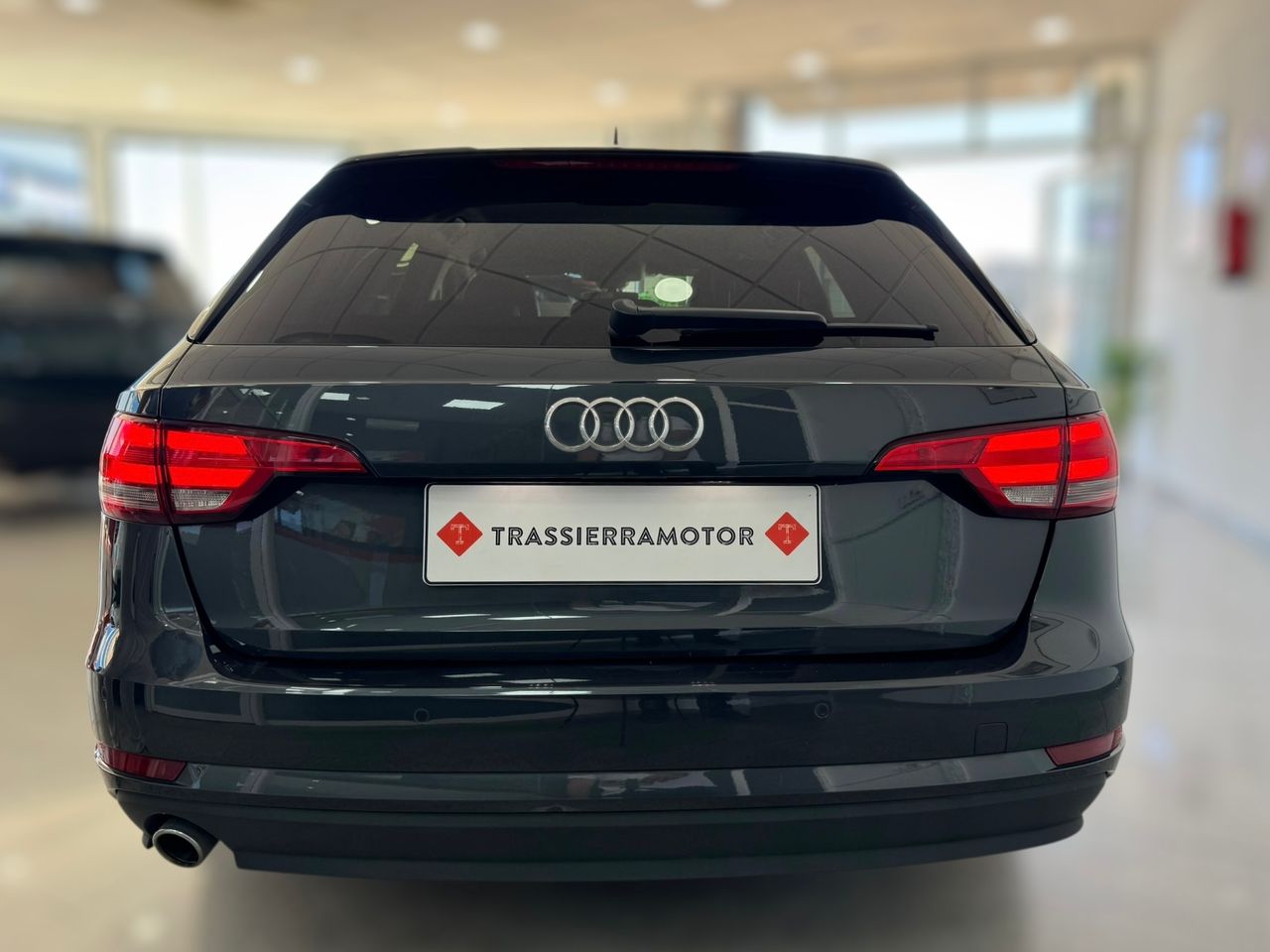 Audi A4 AVANT 2.0 TDI SPORT S-TRONIC  - Foto 2
