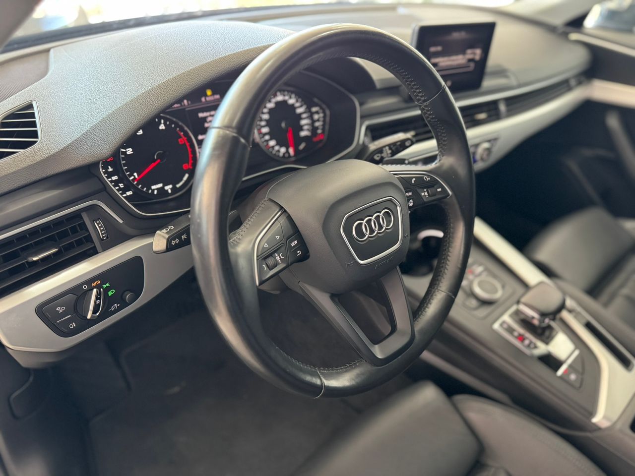 Audi A4 AVANT 2.0 TDI SPORT S-TRONIC  - Foto 2