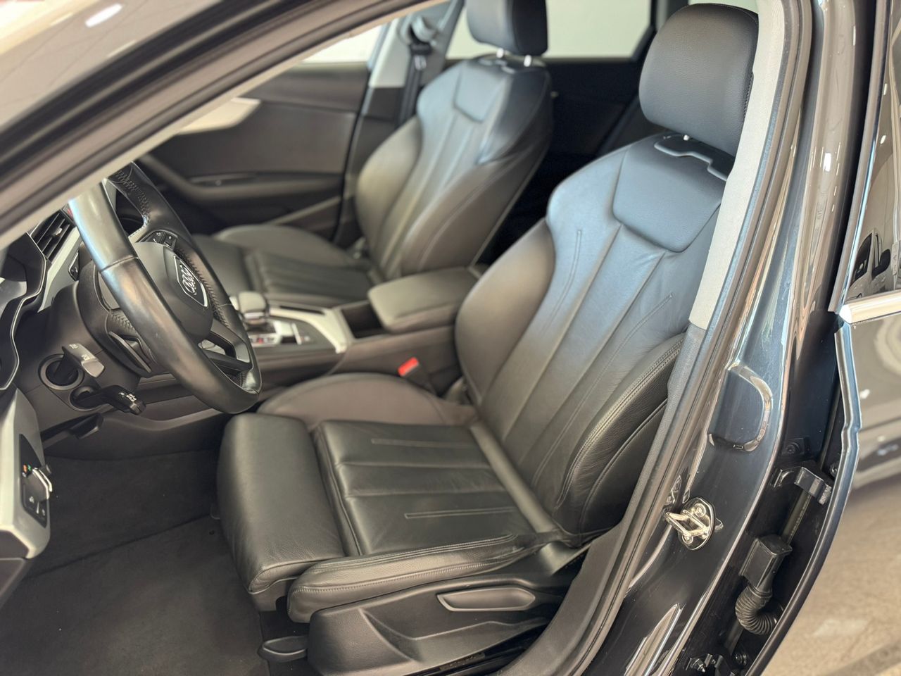 Audi A4 AVANT 2.0 TDI SPORT S-TRONIC  - Foto 2