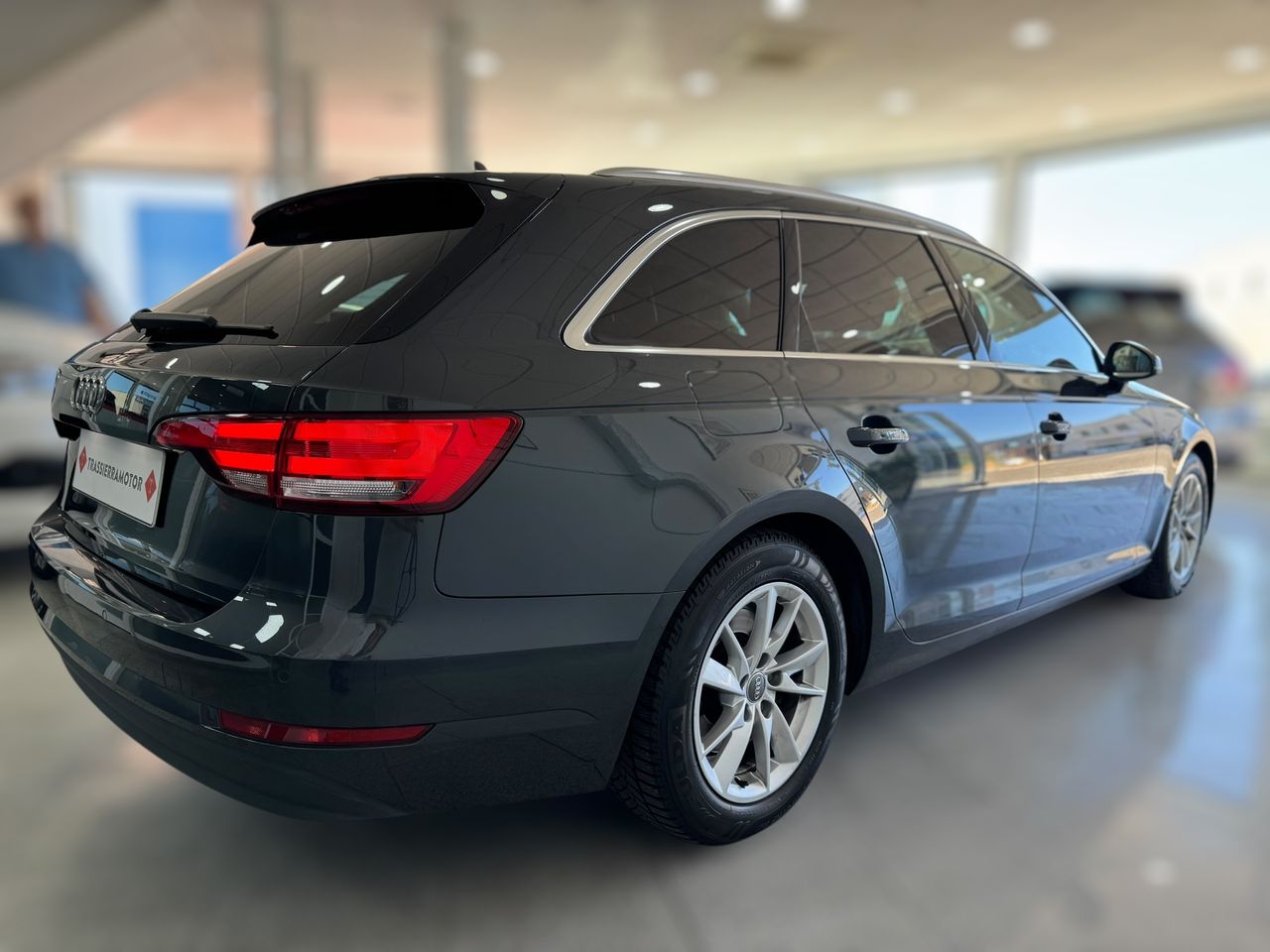 Audi A4 AVANT 2.0 TDI SPORT S-TRONIC  - Foto 2