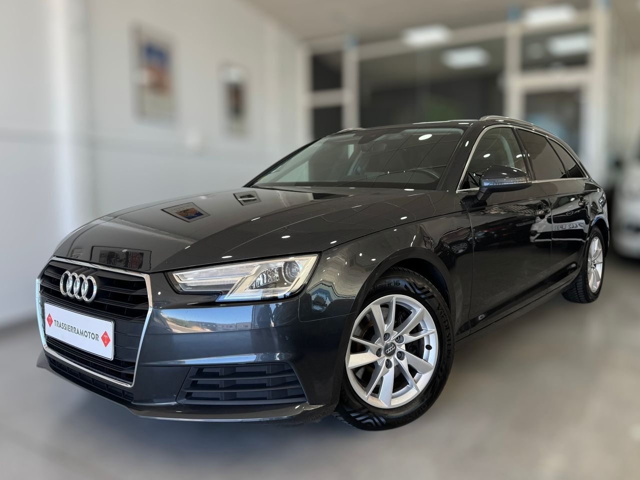 Audi A4 AVANT 2.0 TDI SPORT S-TRONIC  - Foto 2