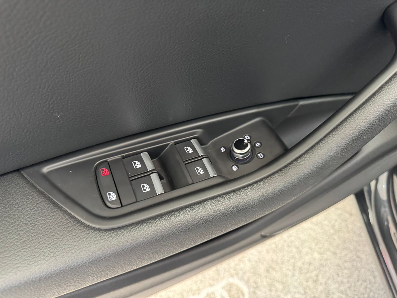 Audi A4 AVANT 2.0 TDI SPORT S-TRONIC  - Foto 2