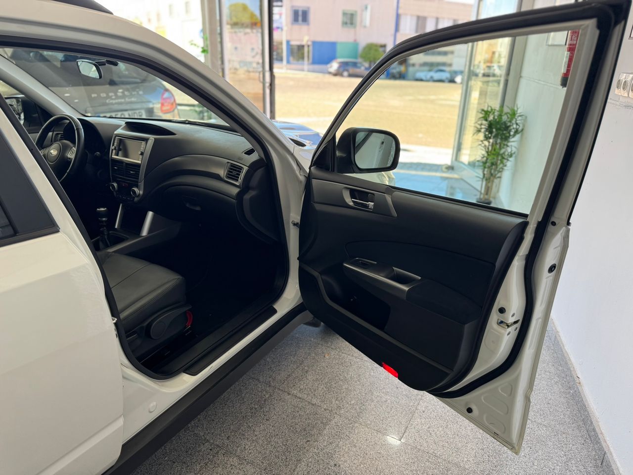 Subaru Forester SPORT PLUS 2.0D 146CV 4X4  - Foto 2