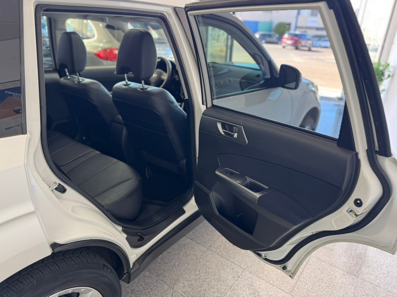 Subaru Forester SPORT PLUS 2.0D 146CV 4X4  - Foto 2