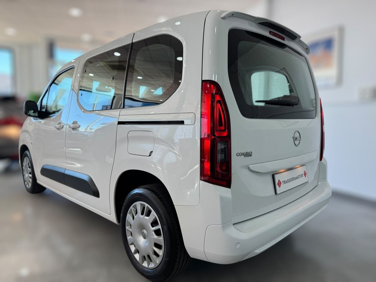 Opel Combo LIFE S/S EDITION PLUS L (COMBI)  - Foto 2