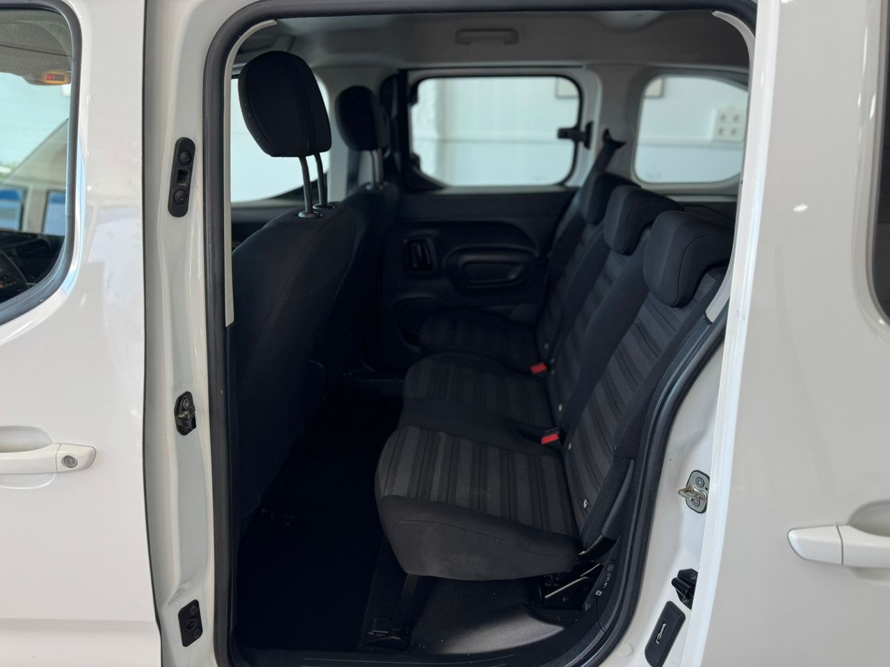 Opel Combo LIFE S/S EDITION PLUS L (COMBI)  - Foto 2