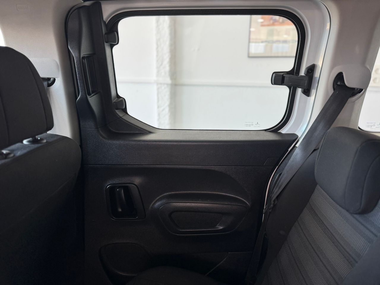 Opel Combo LIFE S/S EDITION PLUS L (COMBI)  - Foto 2