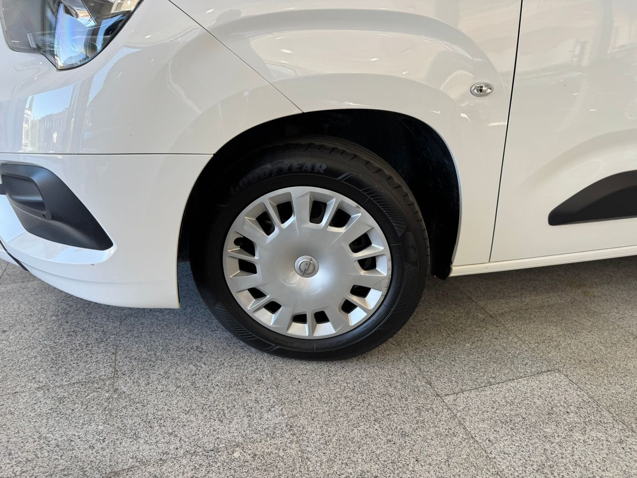 Opel Combo LIFE S/S EDITION PLUS L (COMBI)  - Foto 2