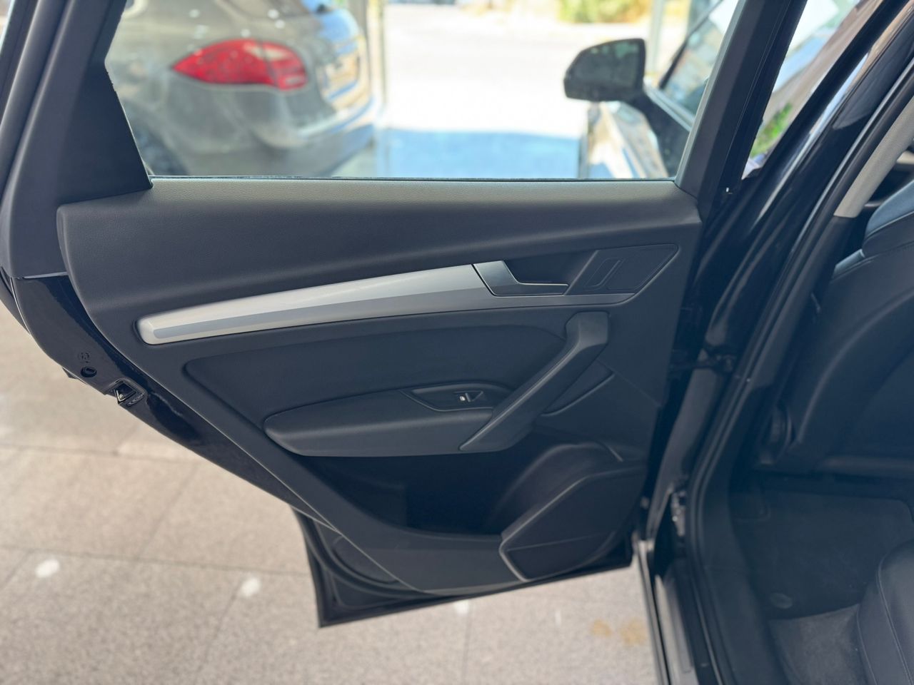 Audi Q5 2.0 TDI SPORT   - Foto 2