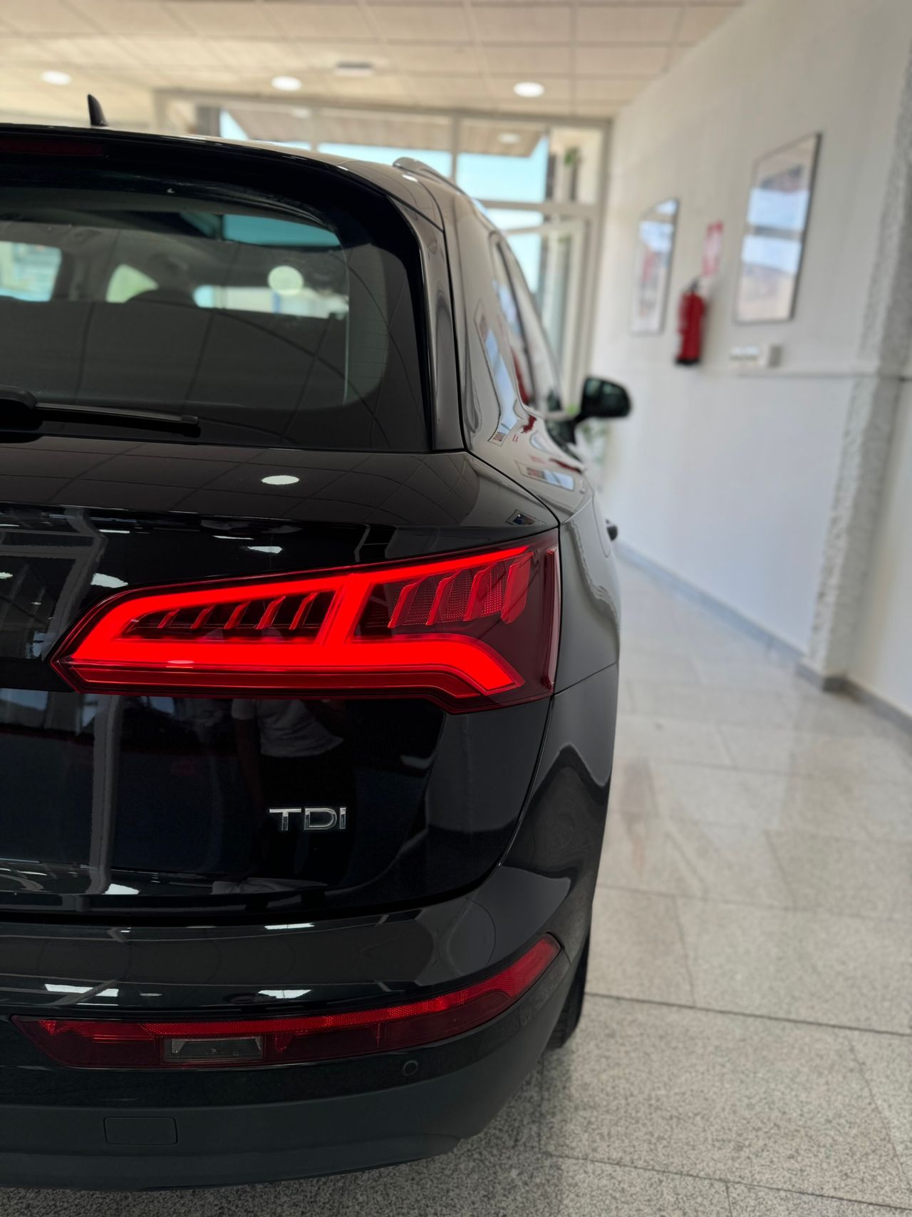 Audi Q5 2.0 TDI SPORT   - Foto 2