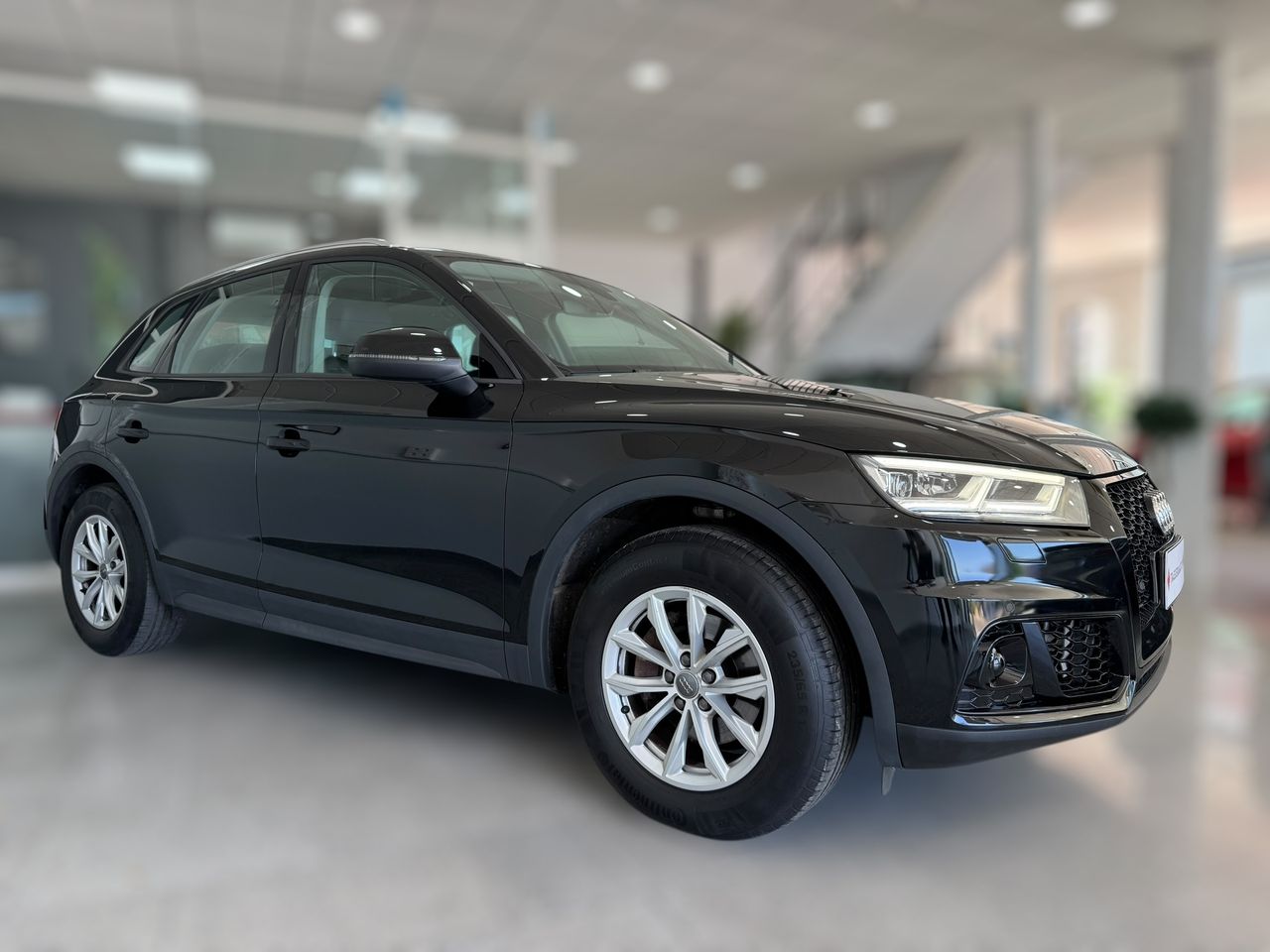 Audi Q5 2.0 TDI SPORT   - Foto 2