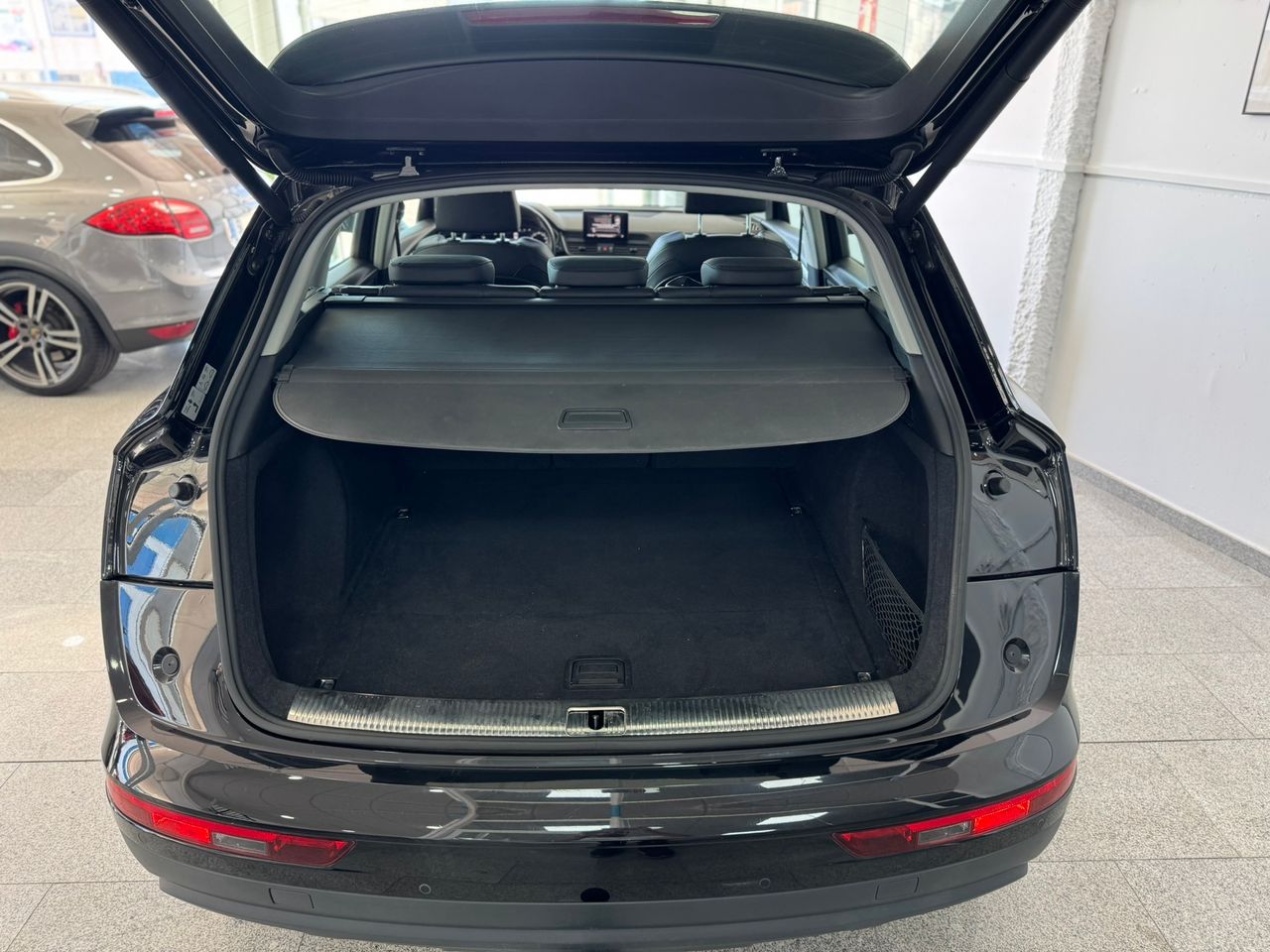 Audi Q5 2.0 TDI SPORT   - Foto 2