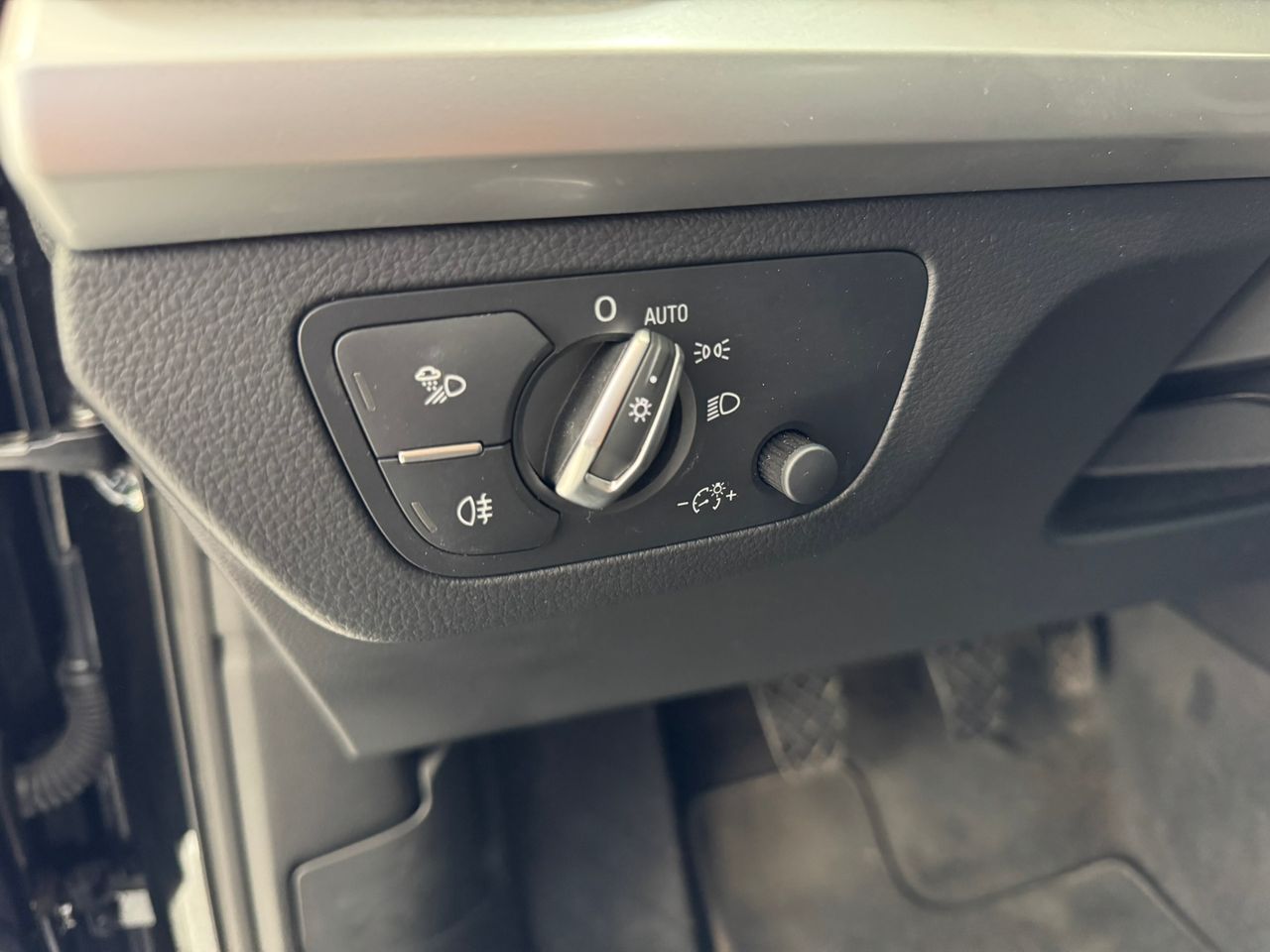 Audi Q5 2.0 TDI SPORT   - Foto 2