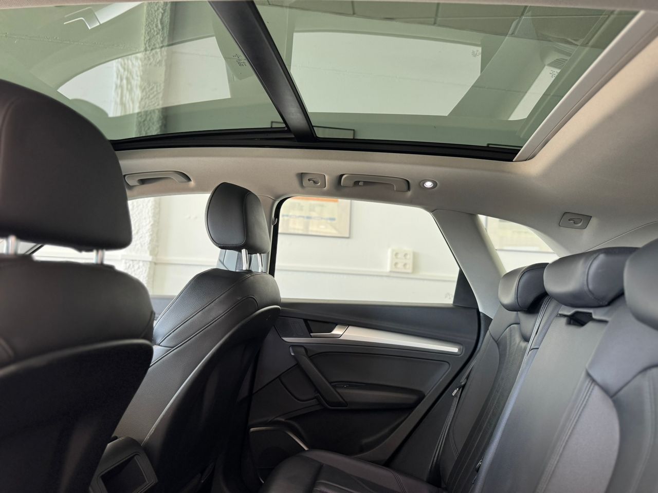 Audi Q5 2.0 TDI SPORT   - Foto 2