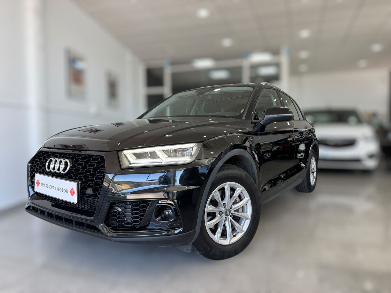 Audi Q5 2.0 TDI SPORT   - Foto 2