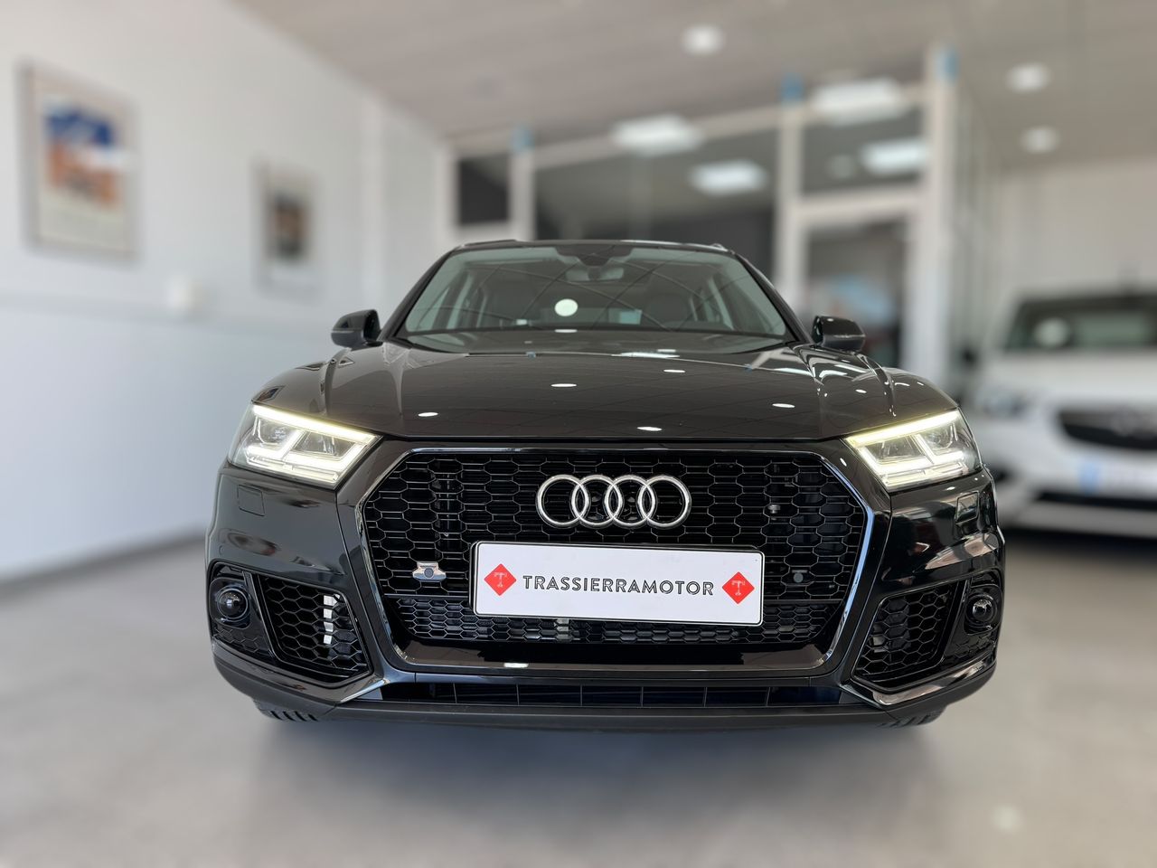 Audi Q5 2.0 TDI SPORT   - Foto 2