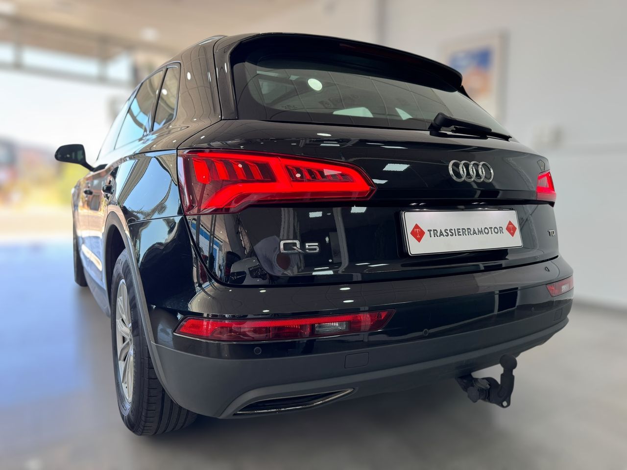 Audi Q5 2.0 TDI SPORT   - Foto 2