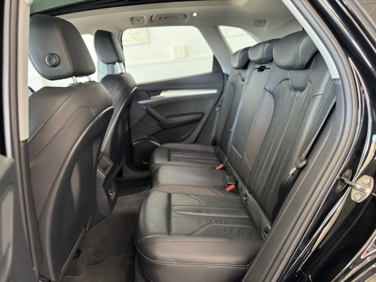 Audi Q5 2.0 TDI SPORT   - Foto 2