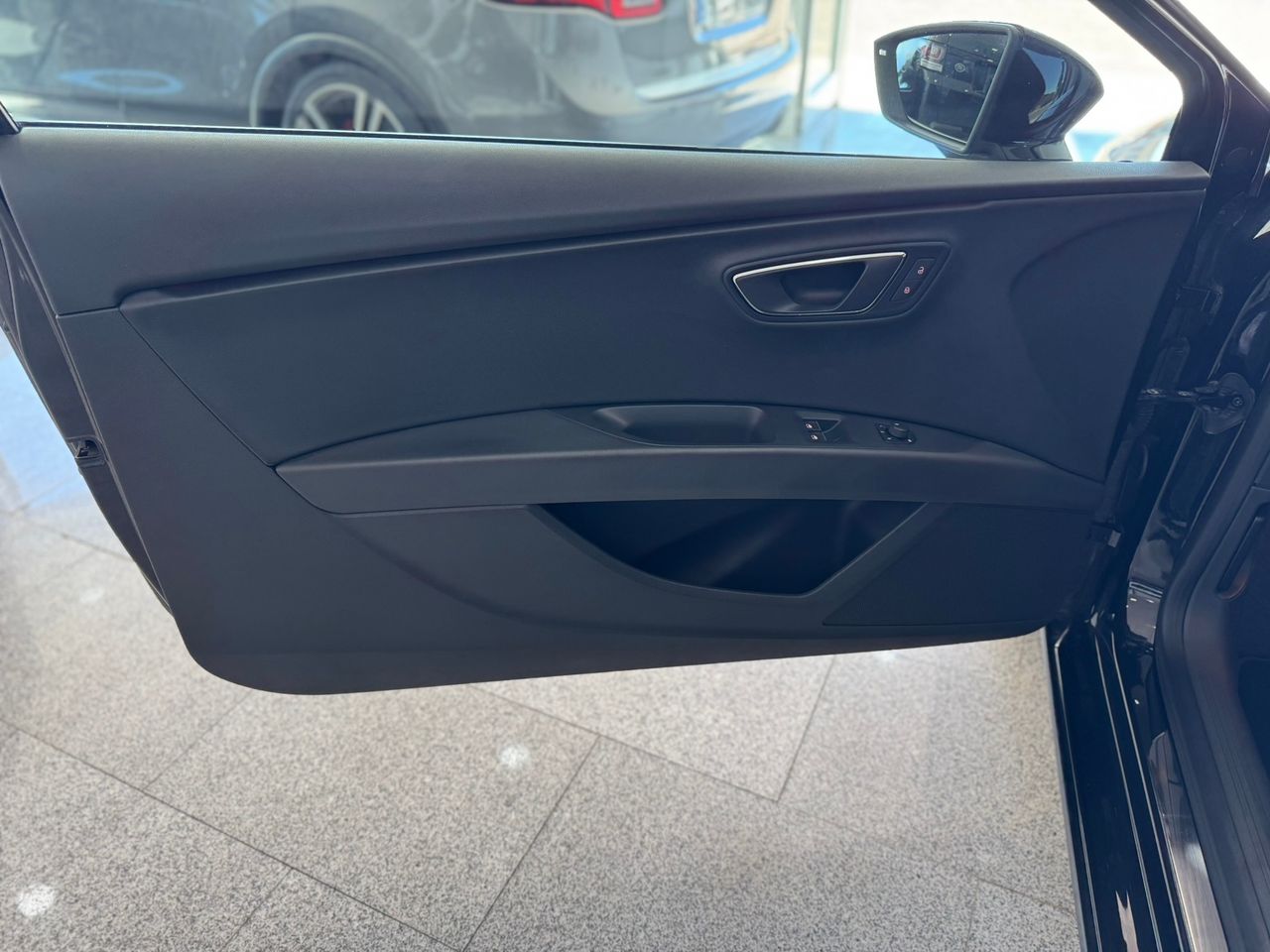 Seat Leon FR PLUS SC 1.4 TSI 125CV  - Foto 2