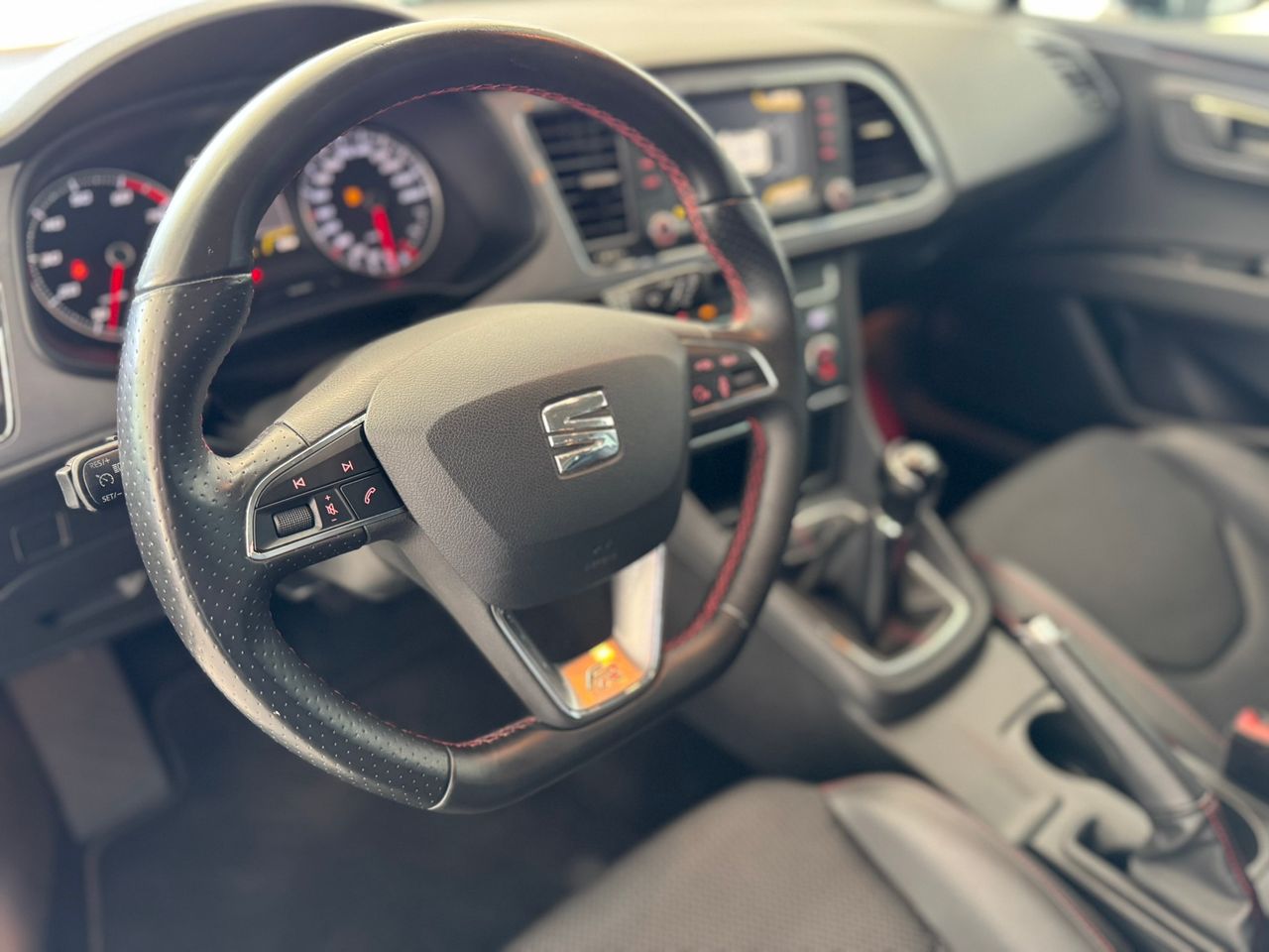Seat Leon FR PLUS SC 1.4 TSI 125CV  - Foto 2