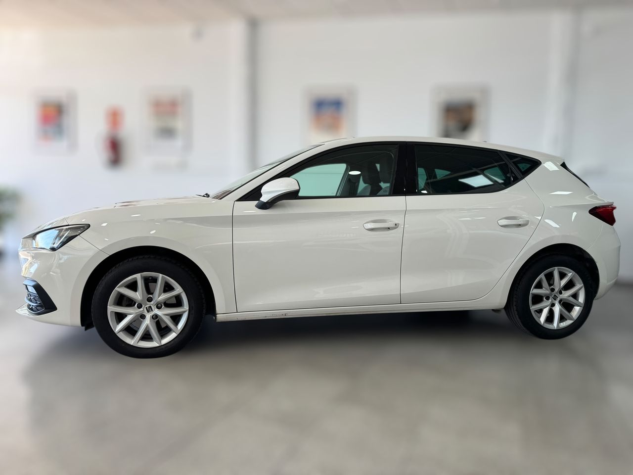 Seat Leon 2.0 TDI STYLE GO 2021  - Foto 2