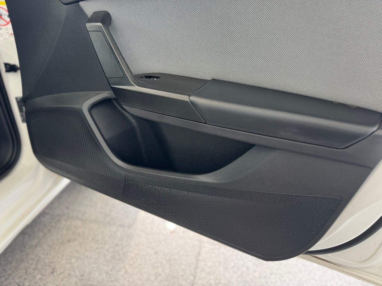 Seat Leon 2.0 TDI STYLE GO 2021  - Foto 2